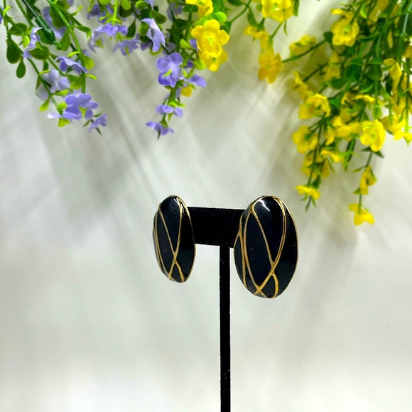 Oversized Oval Gold and Enamel Kintsugi Style Vintage Earrings - Picture 4 of 8